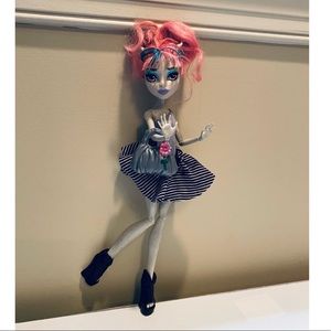 Monster High Dance Class Rochelle Goyle Doll